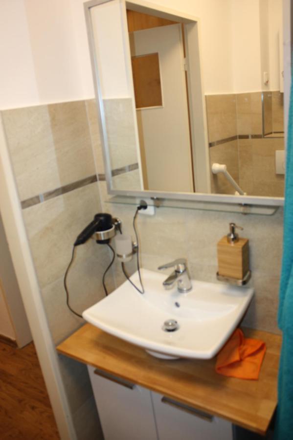 Zentral Gelegene Ferienwohnung لوبيك المظهر الخارجي الصورة